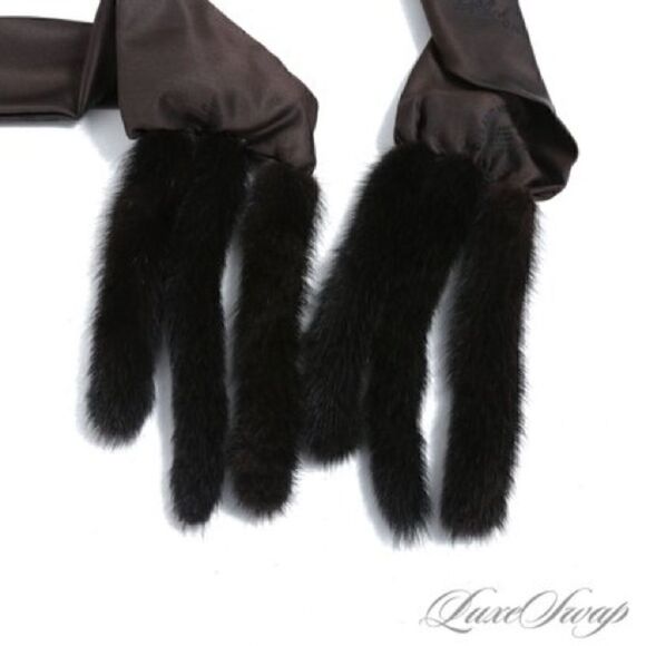 NWOT Black Diamond Dark Brown Silk Foulard Scarf with Genuine Mink Fur Tails. - Picture 3 of 5